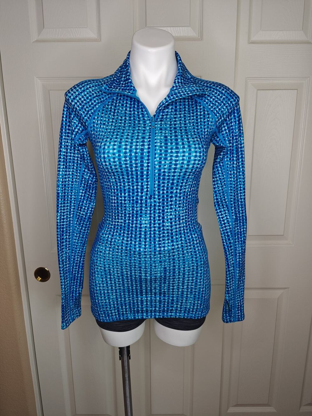 Under Armour ColdGear Performance 1/4 Zip Pullover sz XS